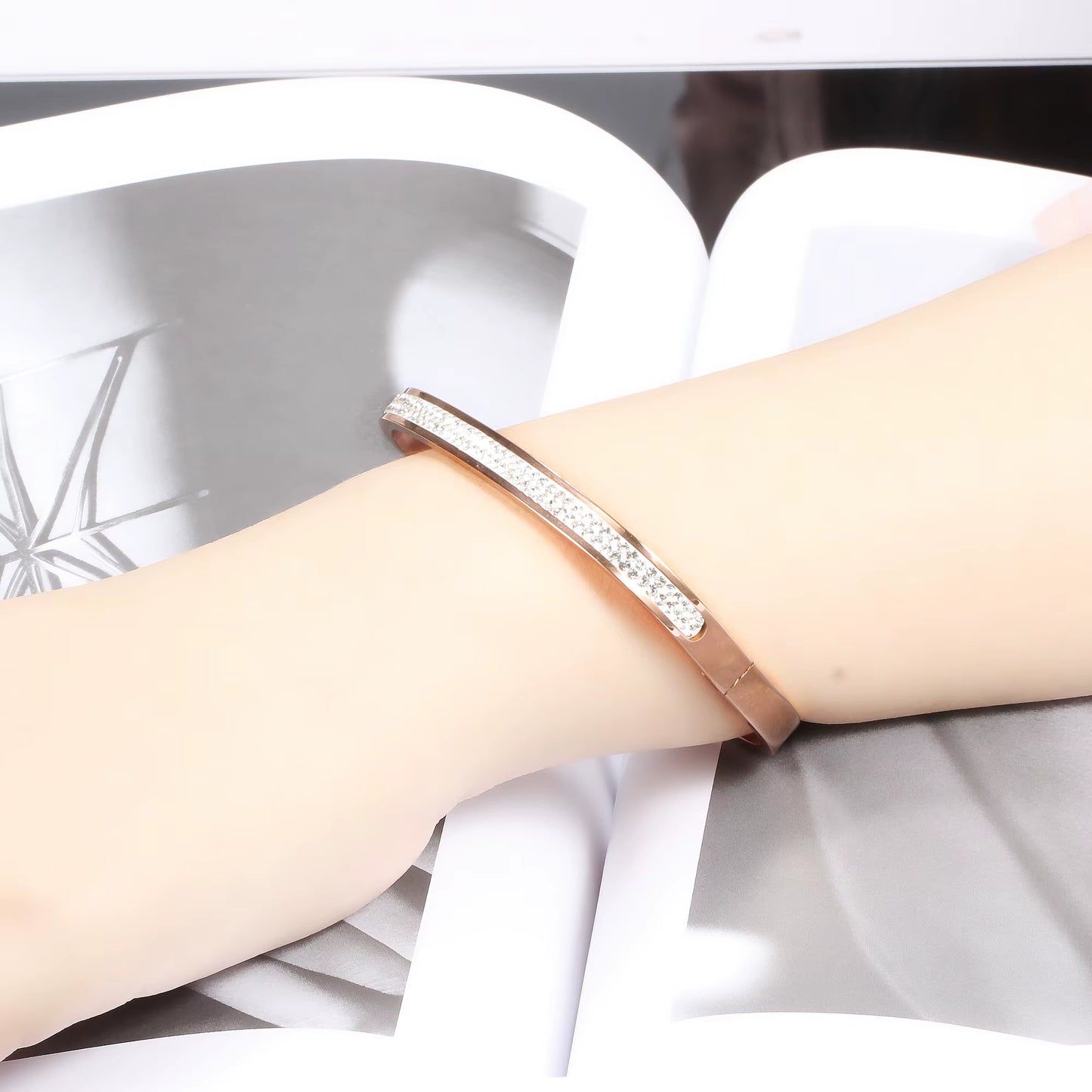 Luxury Famous Brand Jewelry Pulseira Gold Color Stainless Steel Bracelets & Bangles Female 3 Row Crystal Bracelet for Women